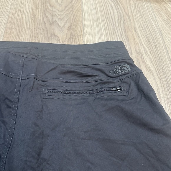 The North Face Womens Aphro Motion Pant Asphalt Grey Size Large Gorpcore Hiking - Picture 8 of 8